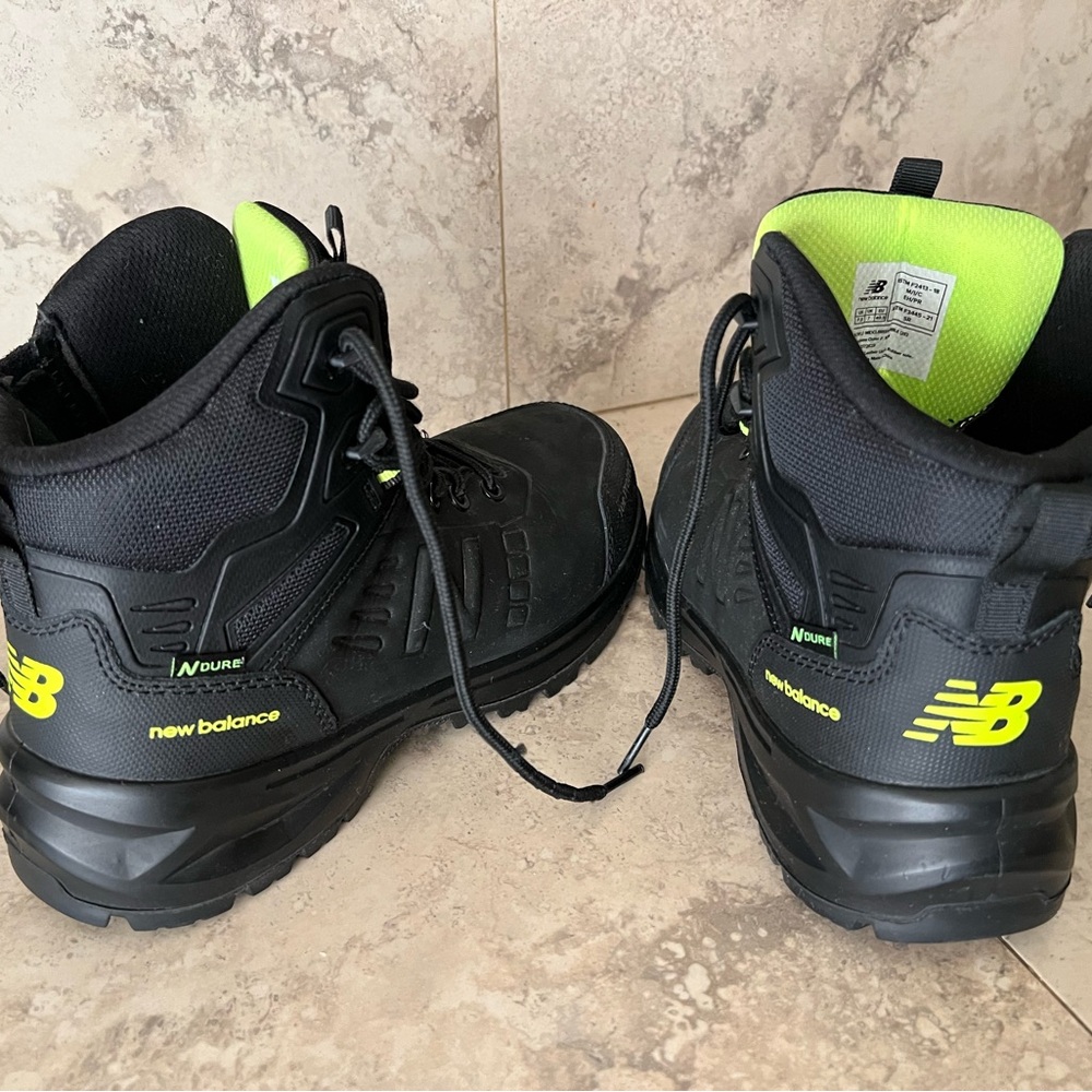New Balance Men's Composite Toe Calibre Industrial Boot